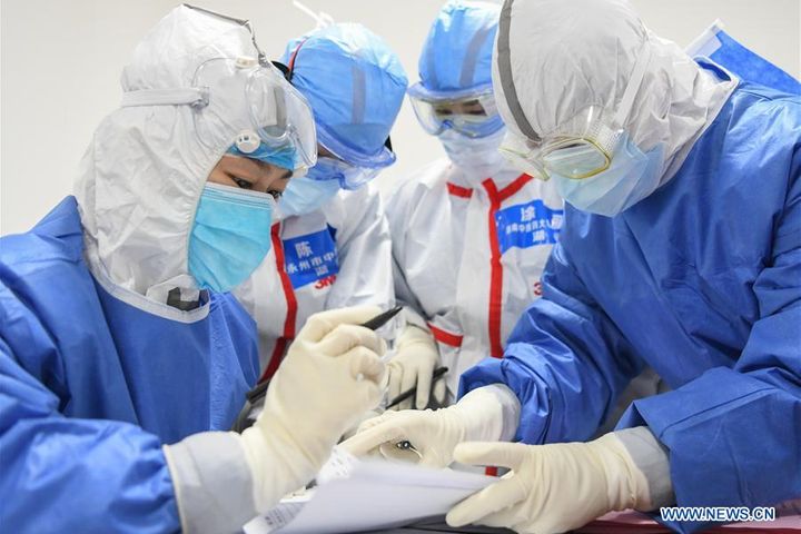 China Reports 2,009 New Confirmed CasesのNovel Coronavirus Infection、142 New Deaths