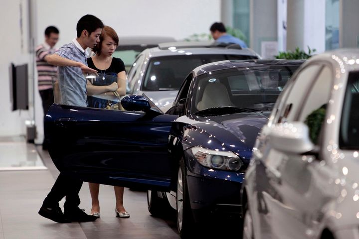 Four-Fifths of China's Car Dealers Are Still Shut Due to Epidemic, Industry Group Says