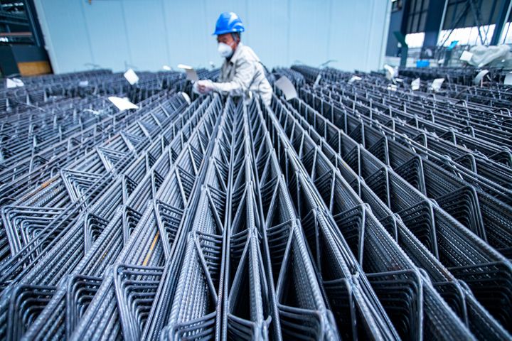 China's Producer Prices Slipped 0.4% Last Month
