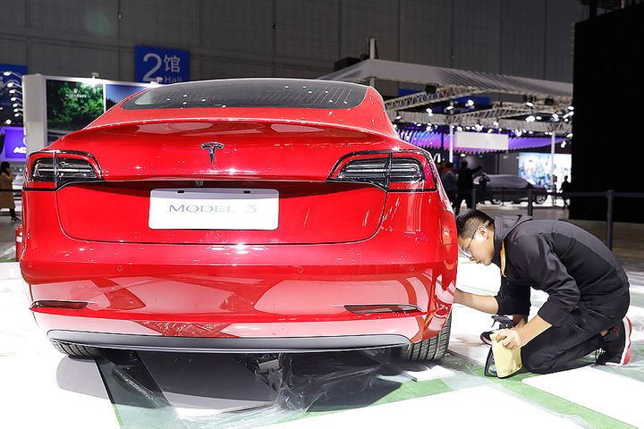 Tesla Confirms Battery Plan for China-Made Model 3, Won't Abandon Cobalt