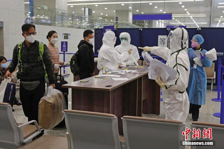 Shanghai Customs Screen Arrivals for Virus, Ensure Their Tracking