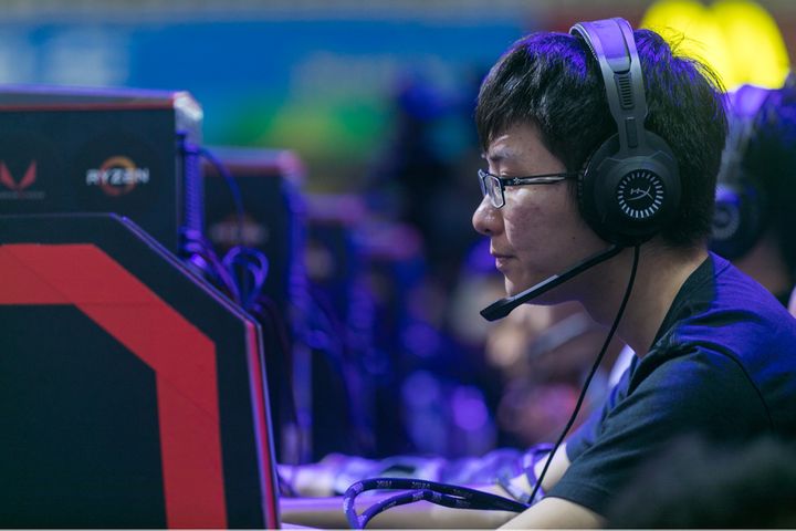E-Sports Clubs Host Events Online in China to Beat Covid-19 Epidemic