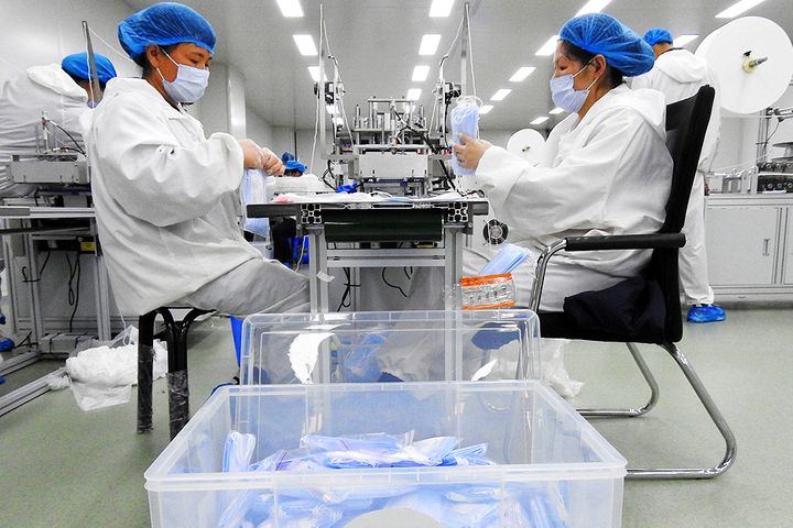 China Tells Medical Suppliers to Get Domestic Licenses Before Exporting