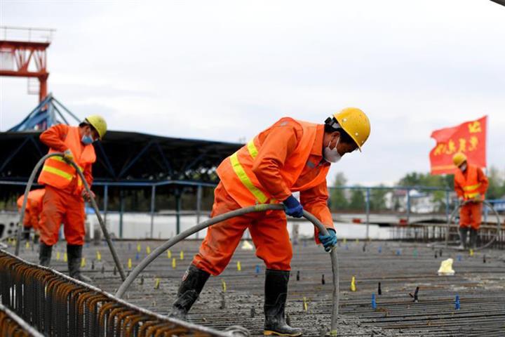 China's Infrastructure Construction Gathers Pace as Epidemic Wanes