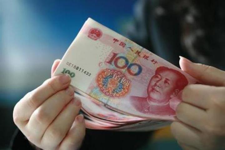 China's Disposable Income Rose 0.8% in First Quarter