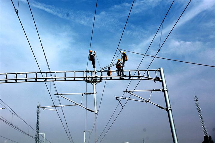 China’s Power Construction Sees Value of Deals Drop 10% in January-April