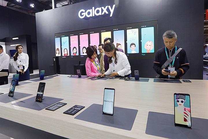 Chinese Phonemakers Erode Samsung’s Market Share in India 