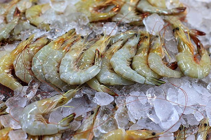 Ecuador Assures China Its Shrimp Is Safe After Covid-19 Turns Up on Wrapping