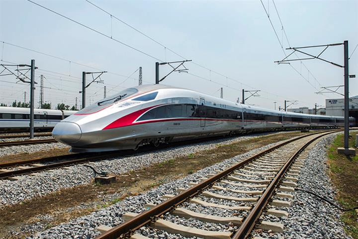 China to Boost World's Biggest High-Speed Railway System by 2,300 km This Year