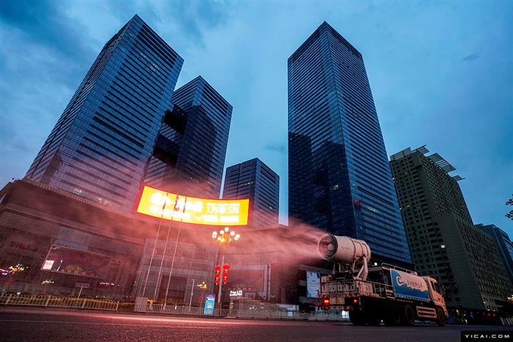 [In Photos] Urumqi Strengthens Disinfection Targeting Public Areas After Detecting Local Covid-19 Cases