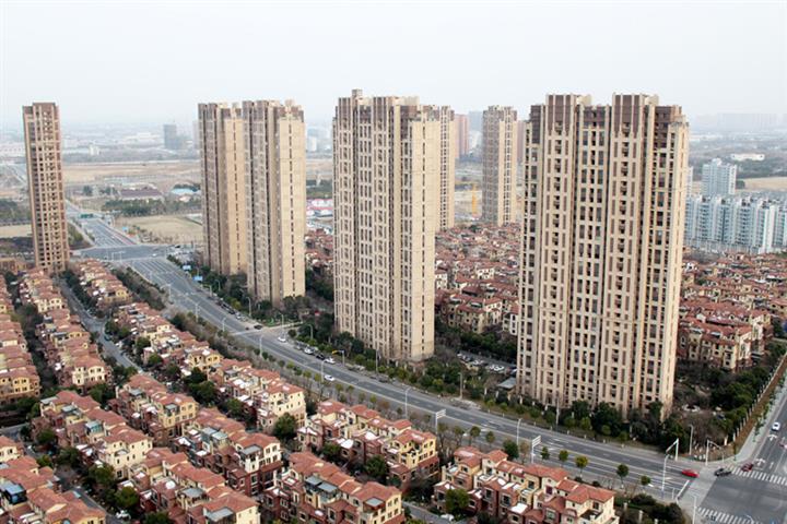 Evergrande, Other Big Chinese Developers Plan Spin-Off Listings as Property Management Sector Booms