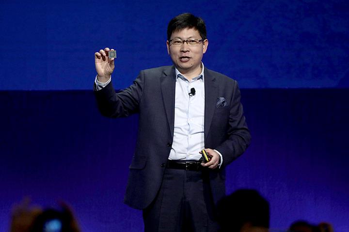 US Sanctions to Halt Huawei’s Kirin Chip Output as Supplies Run Dry, Exec Says