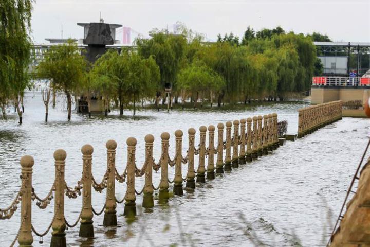 [In Photos] Wuhan’s Hankou Jiangtan River Reopens After Flood 