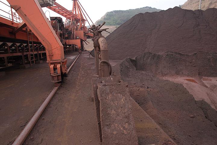 中国の製鉄所が咆モートする中、鉄鉱石の価格は6年以上の高値
