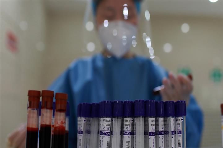 China Approves Emergency Usage of Covid-19 Vaccines, Official Says