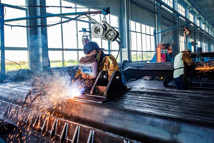 Caixin’s China Manufacturing PMI Hit Over Nine-Year High in August