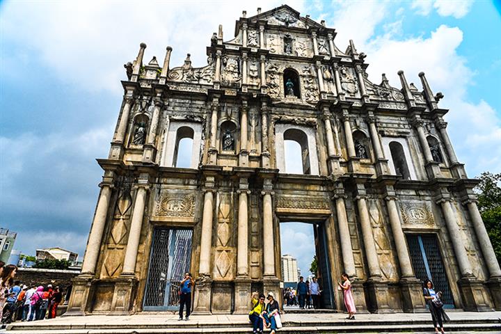 Macau to Dangle Millions in Vouchers to Lure Mainland Tourists   