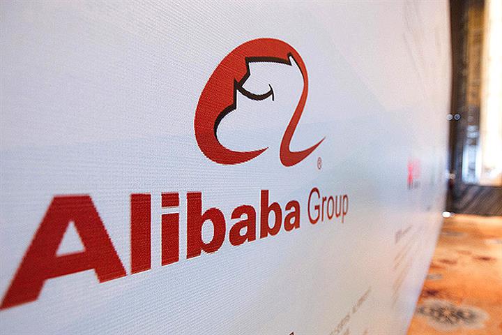 Alibaba, Tencent Dip as China Bans Big Discounts on Group Buys