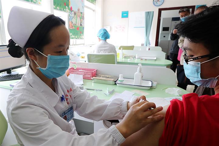 Two Per Million Vaccinated Suffer Allergic Reactions, China's Health Agency Says