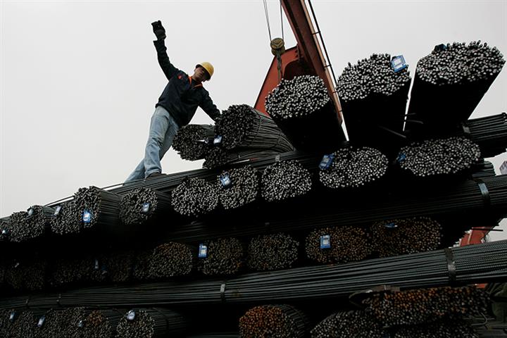 China Iron-Steel Group Urges Regulators to Step In After Ore Prices Spike