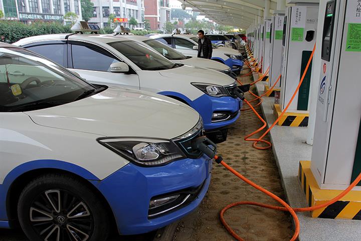 China Cuts NEV Subsidies by 20%, Aims to Stop Zombie Firms