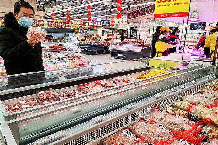 China’s Consumer Inflation Turned Positive in December as Food Prices Rose