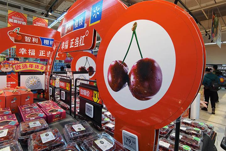 Imported Cherries Found in China With Traces of Covid-19 Are Not From Chile, Embassy Says
