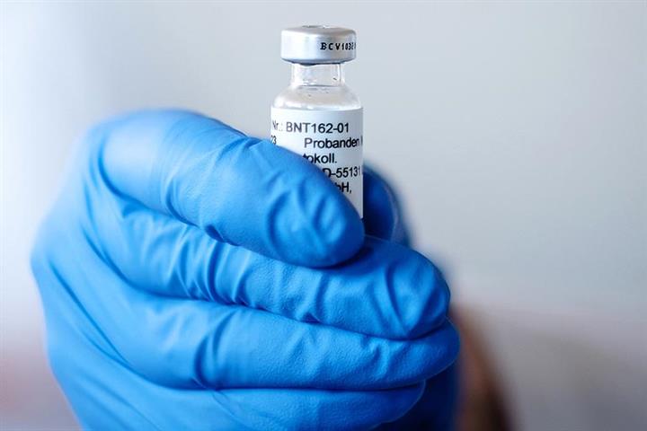 Macao to Buy 400,000 Fosun-BioNTech mRNA Covid-19 Vaccines