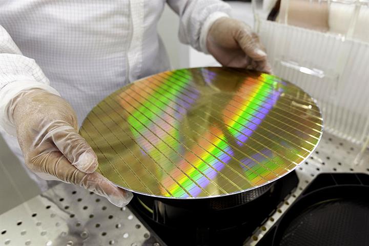 Intel, SK Hynix, TSMC Pledge Billions in Race to Enlarge Chip Production Capacity