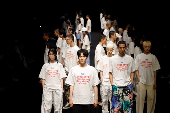 [写真で] 地元の才能マーク・フェアクジラが2021年秋冬上海ファッションウィークを開く