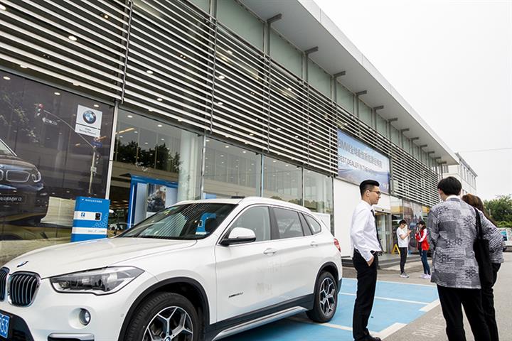 China’s Passenger Car Sales Nudged Up 1% in May as Recovery Slows