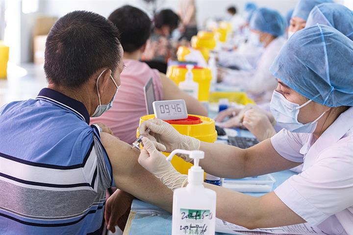 NHCによると、中国の人々は10億個のCovid-19ワクチンを接種しています。