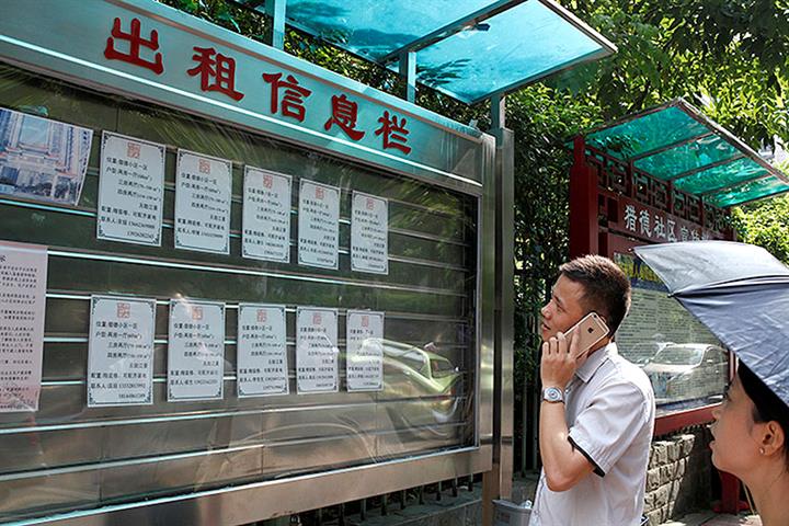 中国の新しい卒業生の80% 以上がアパートを借りている、調査は示しています