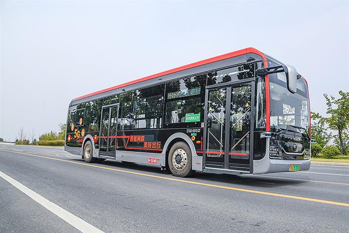 China’s Guangzhou to Open Six Bus Routes Running 50 Driverless Vehicles