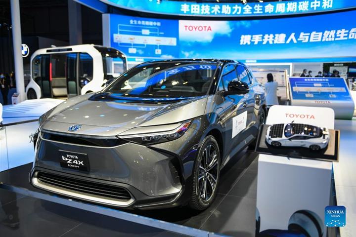 In Photos: New Energy Vehicles Displayed at 4th CIIE