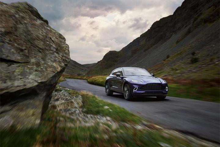 Aston Martin Slashes Price of Latest SUV in China to Boost Sales