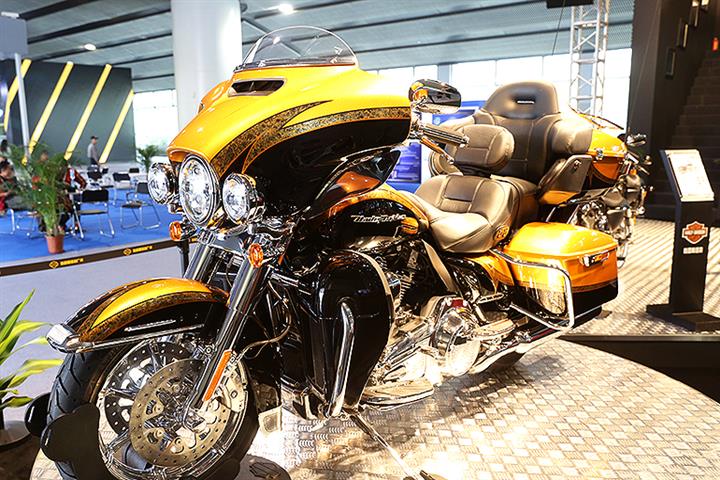 Qianjiang Motorcycle Gains as It Says China-Made Harley Davidsons Will Hit US Market