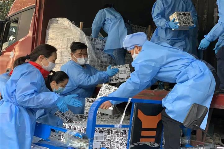 [In Photos] Who Are Shanghai’s Legion of ‘Baymax’ Volunteers?