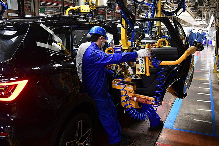 Soaring Transport Costs Stymie Shanghai Car Industry Players’ Return to Work