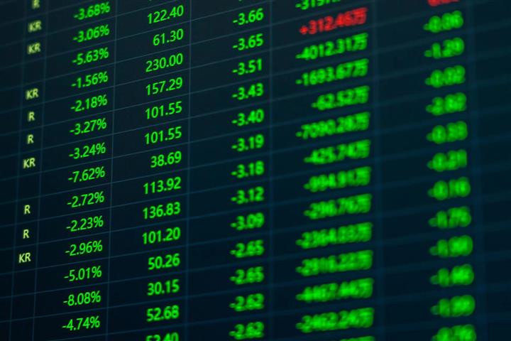 Chinese Contract Drugmakers Dive After US President Backs Homegrown Biomanufacturing