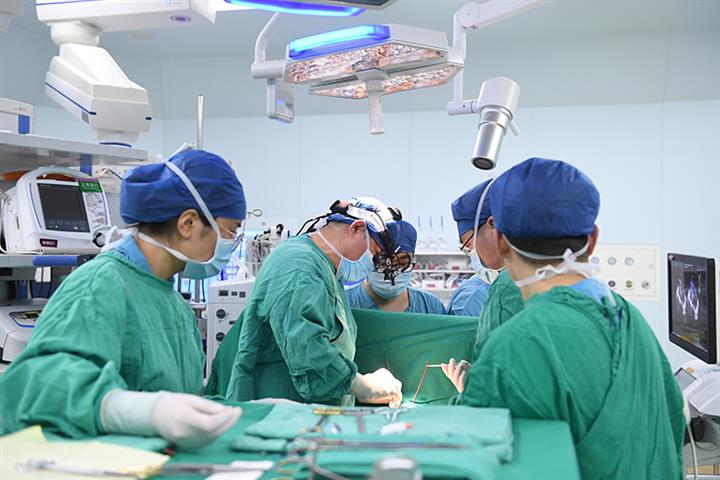 Chinese Medical Device Makers Eye Country’s Booming Cardiac Valve Market