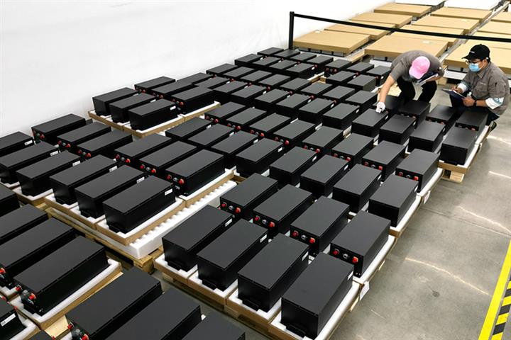 Newly Listed Chinese Lithium Battery Stocks Come Back Down to Earth