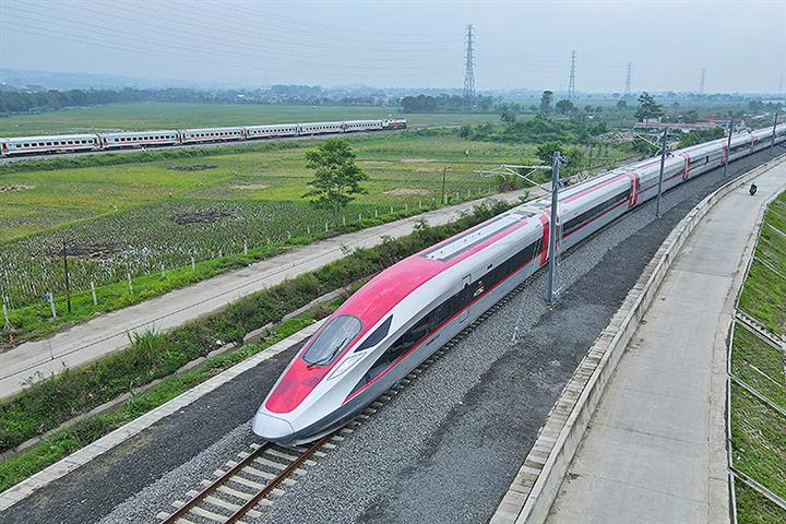 Indonesia to Test China-Made Bullet Railway During G20 Summit