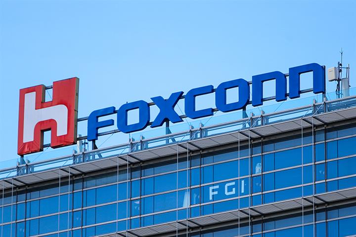 Foxconn’s November Revenue Falls 29% After Covid Hit China iPhone Plant