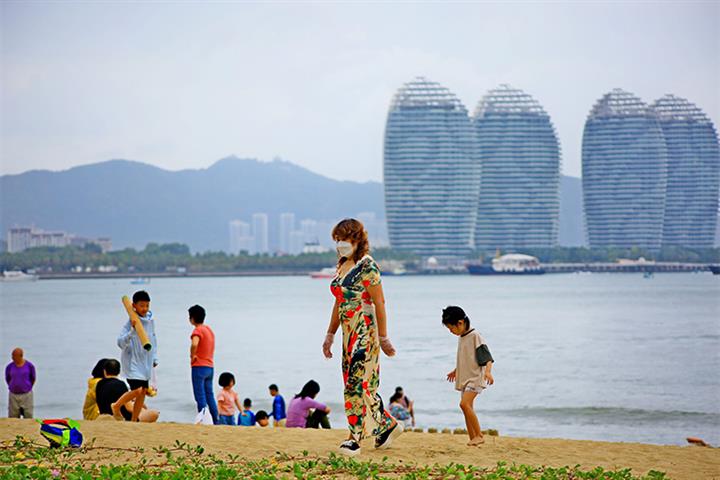 Island City Sanya Enters Chinese New Year Tourism Boom Early