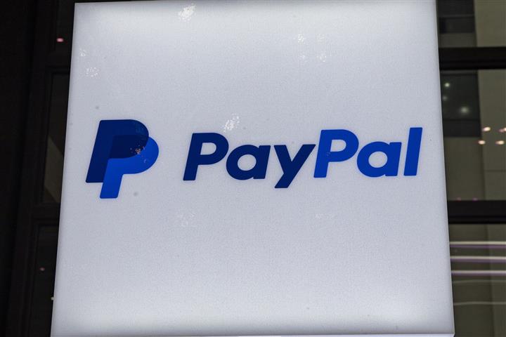 PayPal’s China Unit Gets Go-Ahead to Nearly Double Registered Capital 