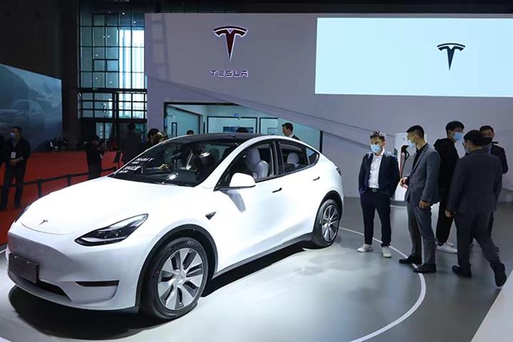 Tesla Price Cuts Prompts Chinese NEV Makers to Offer Rebates, Subsidies