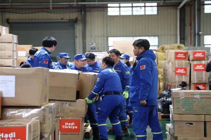 [In Photos] Shanghai Warehouses Fill to the Brim with Earthquake Supplies for Türkiye