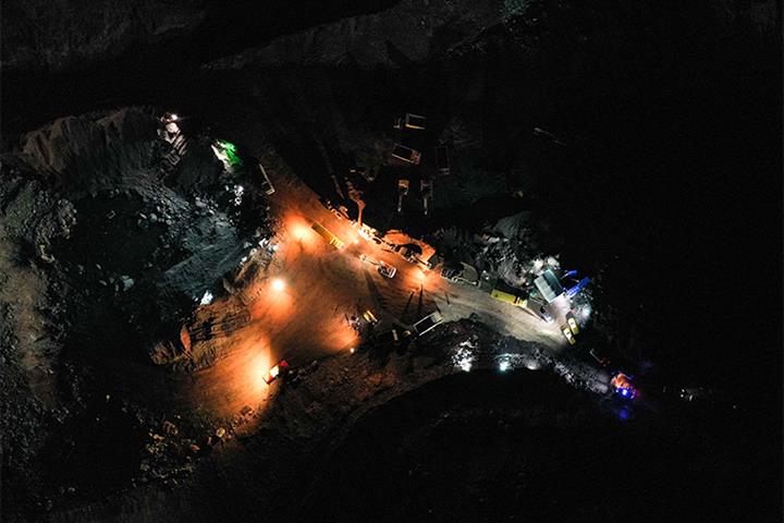 Over 50 Trapped in North China Coal Mine Accident