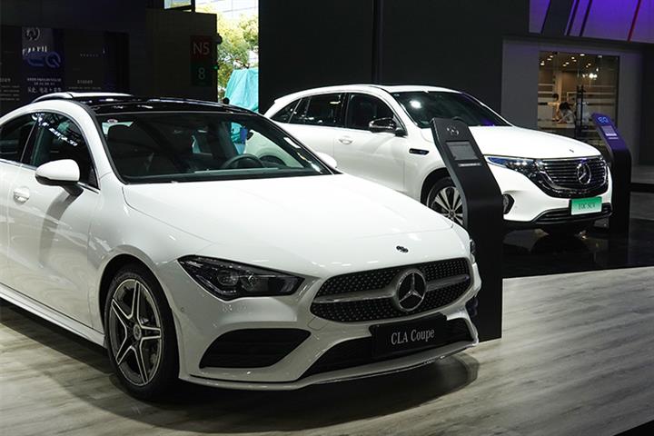 Mercedes-Benz to Recall Over 20,000 Cars in China Over Sunroof Glass Hazard